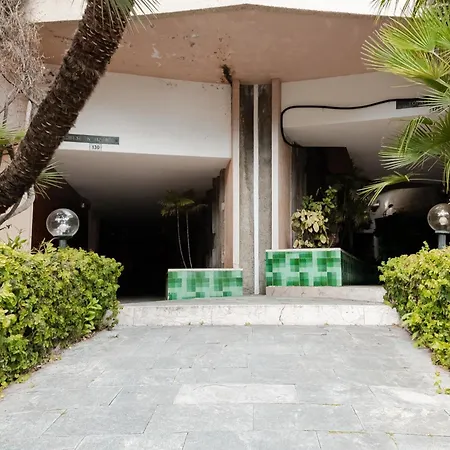 Boca House Sea View Апартаменты
